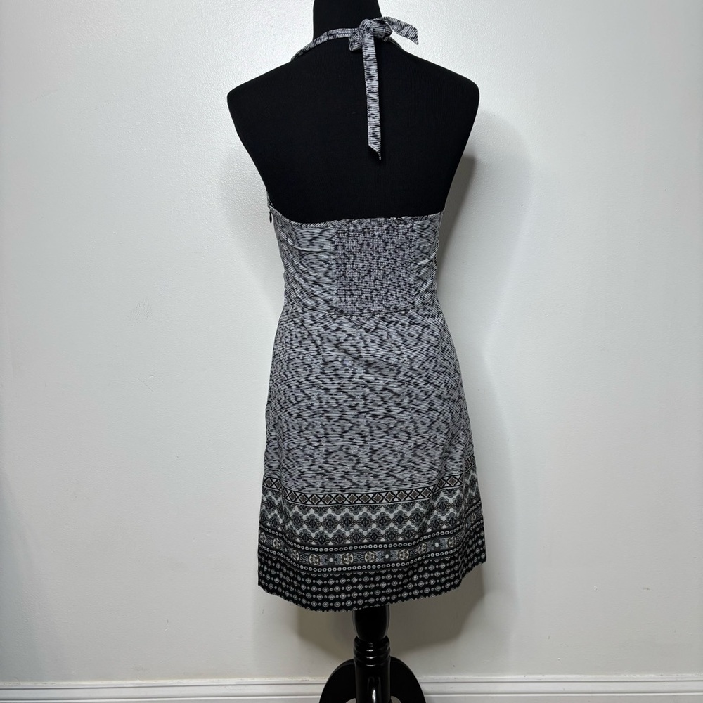 Athleta Go Anywhere Halter Dress Size 8. - Picture 4 of 11